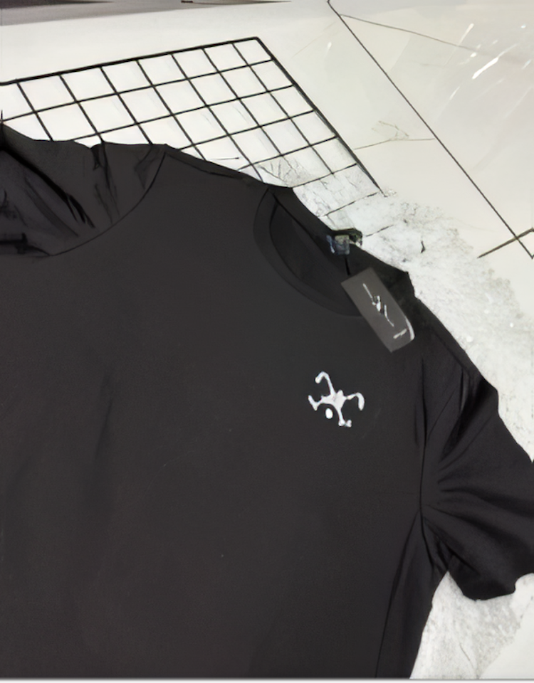 Camiseta Masculina Preta Tradicional